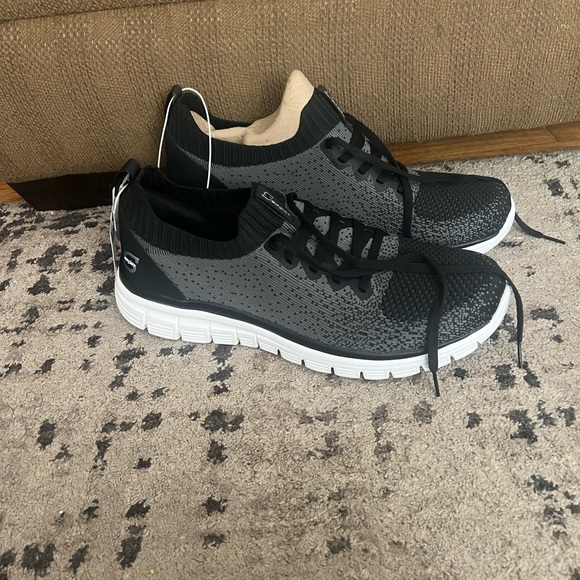 Sports by sketchers memory foam size 13 new with tags - Picture 2 of 13